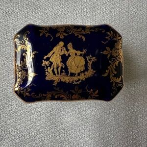 Beautiful Vintage Limoges Lidded Trinket Box